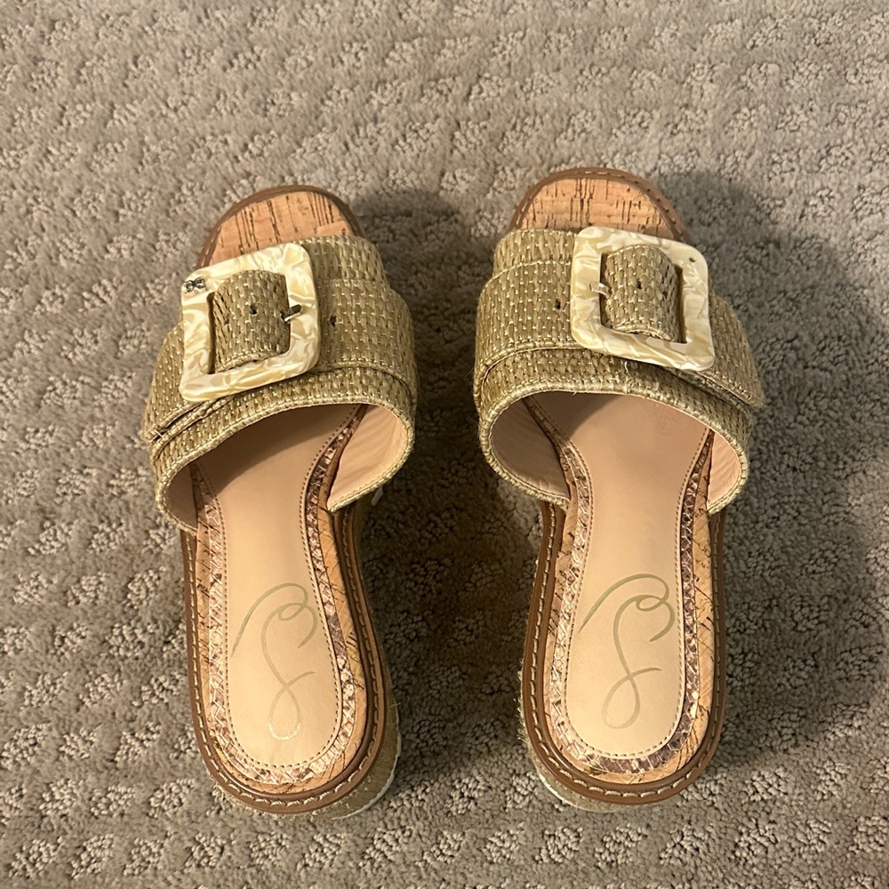 Women's Tan Slide Sandals
